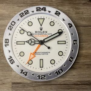 Exploder II Wall Clock - Silver and White